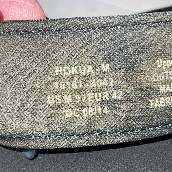 Olukai Black Hokua Flip Flop Sandals - Picture 10 of 11